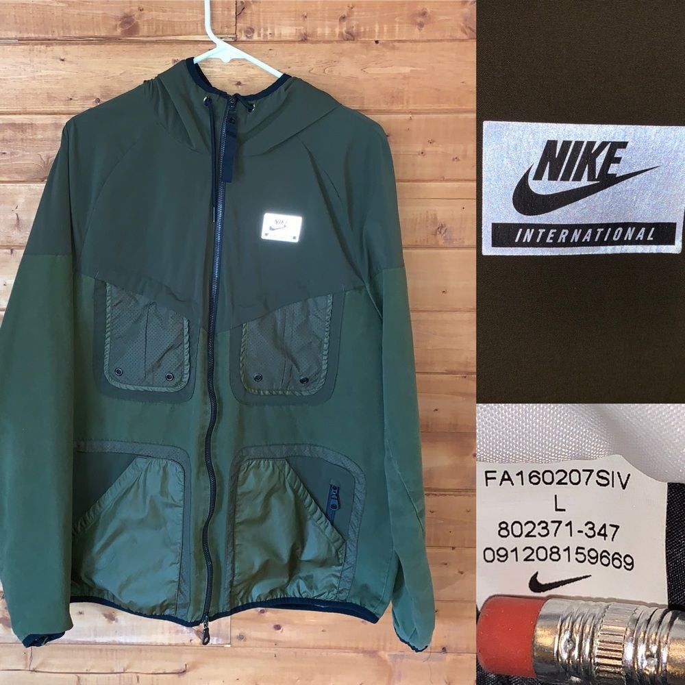 $150 Nike International hooded army jacket L